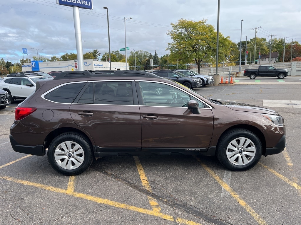 Used 2019 Subaru Outback 2.5i Premium SUV