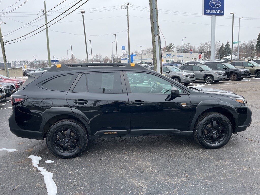 2023 Subaru Outback Wilderness photo 3