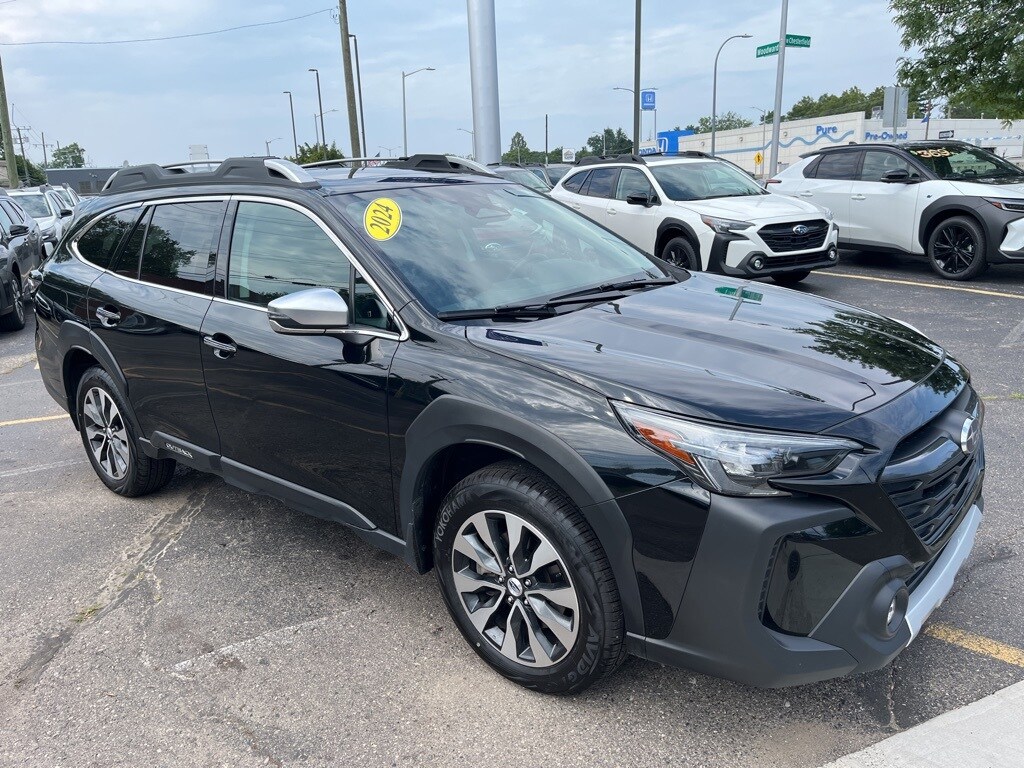 2024 Subaru Outback Touring XT photo 3