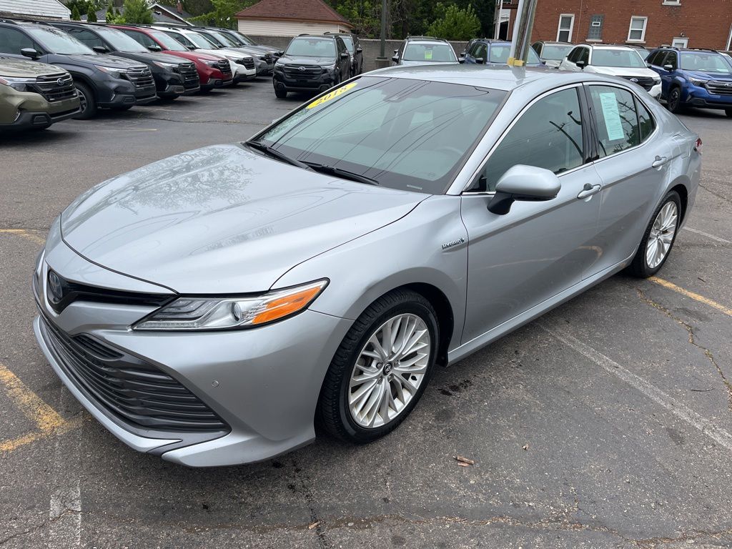 2018 Toyota Camry 2.5 Auto XLE Hybrid's photo