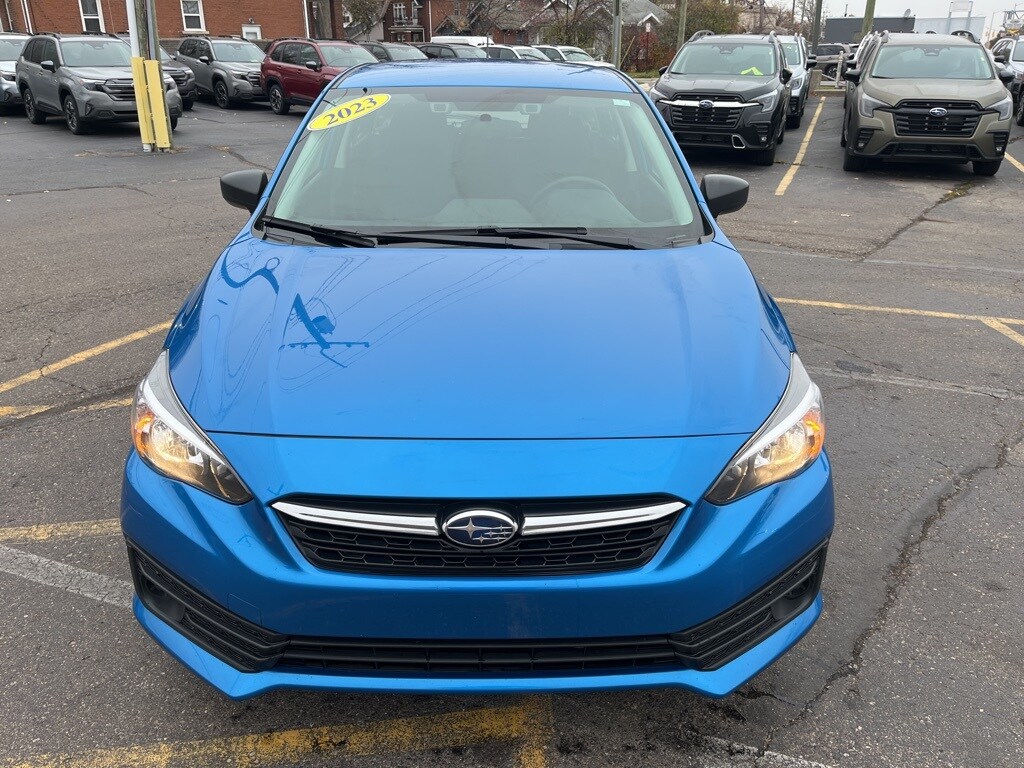 2023 Subaru Impreza Base photo 2
