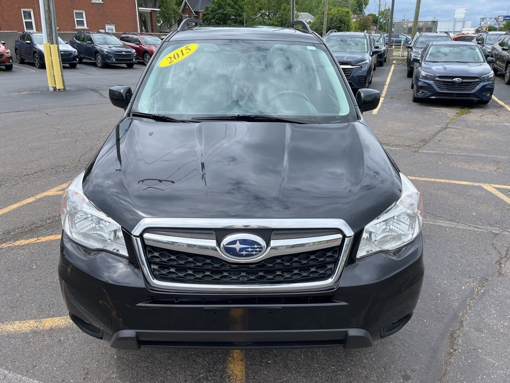 Used 2015 Subaru Forester i Limited with VIN JF2SJAHC4FH567589 for sale in Ferndale, MI