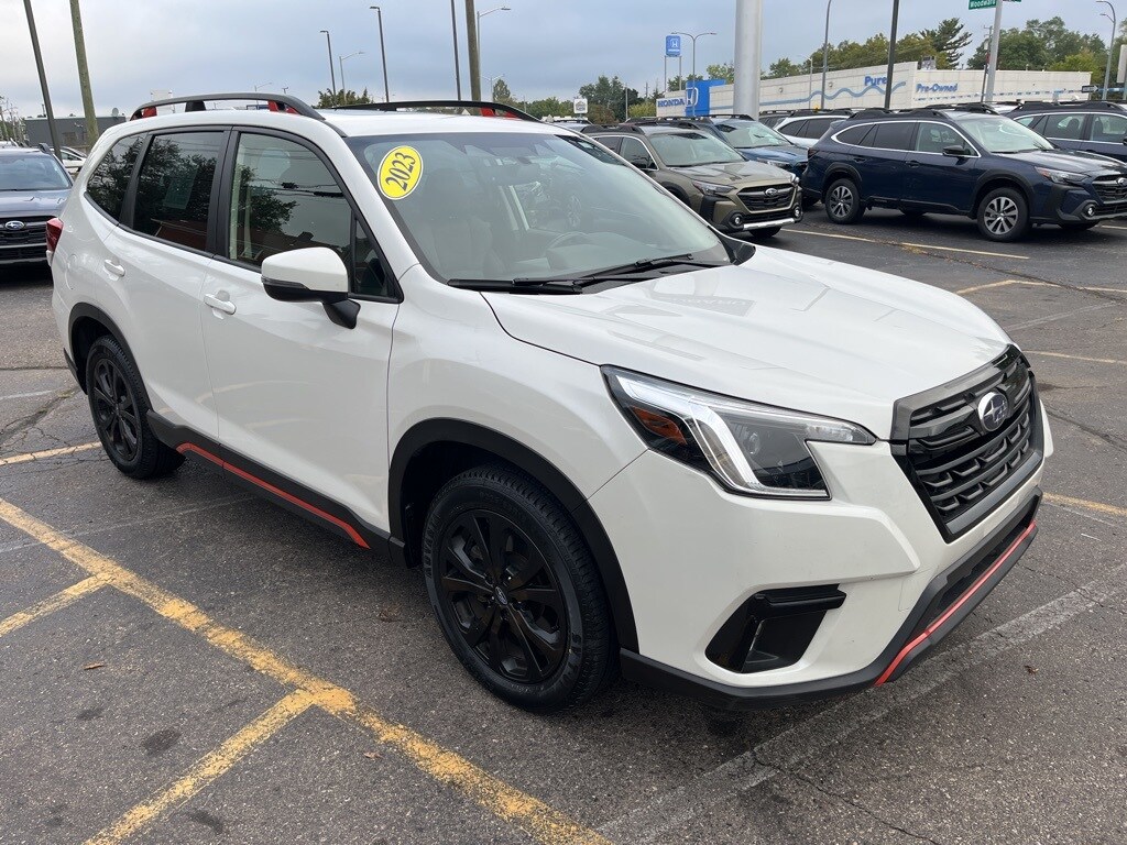2023 Subaru Forester Sport photo 2