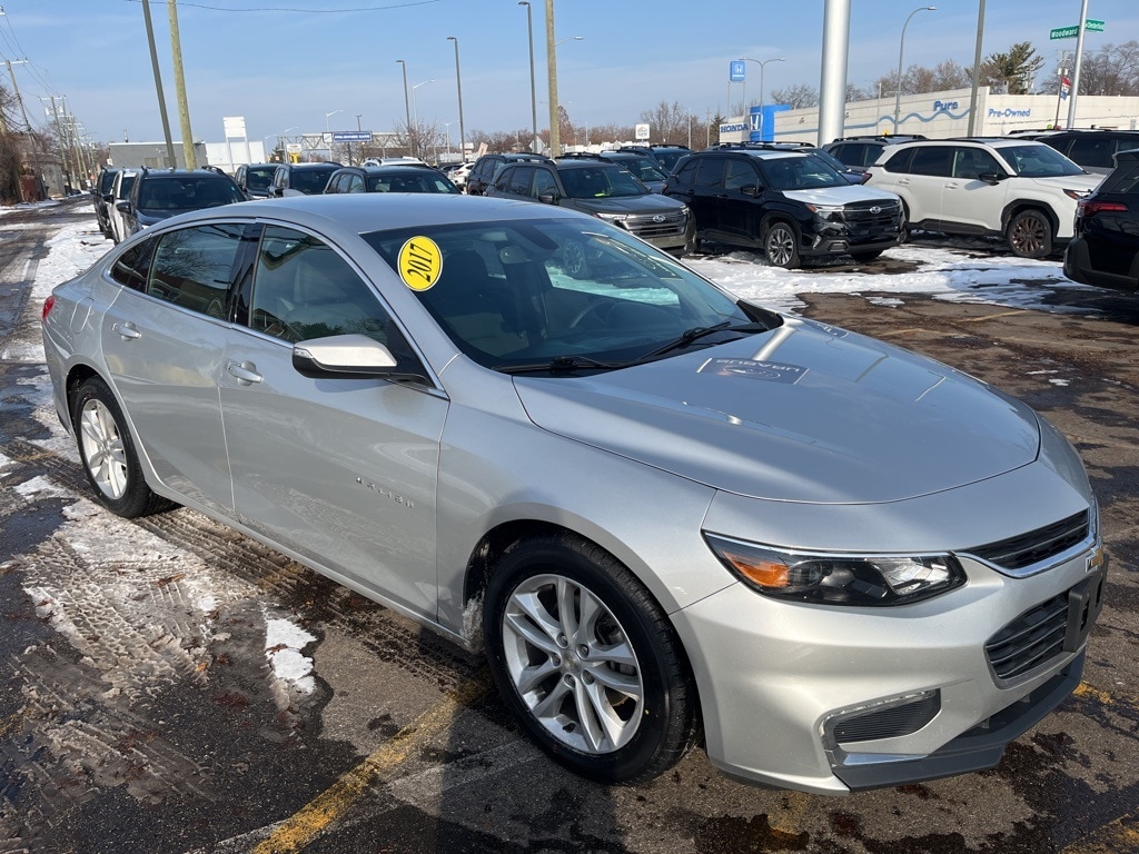 Used 2017 Chevrolet Malibu LT Sedan