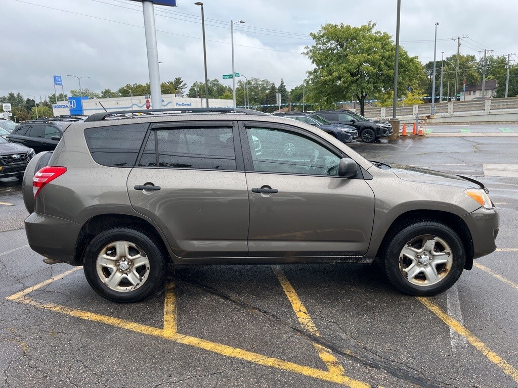 2012 Toyota RAV4 Base photo 4