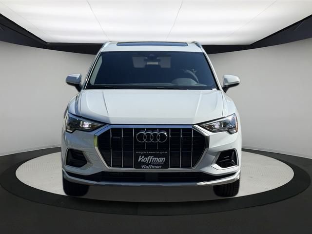 2022 Audi Q3 Premium photo 2