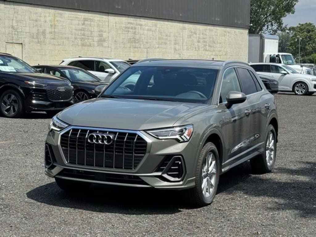 New 2025 Audi Q3 45 S line Premium SUV