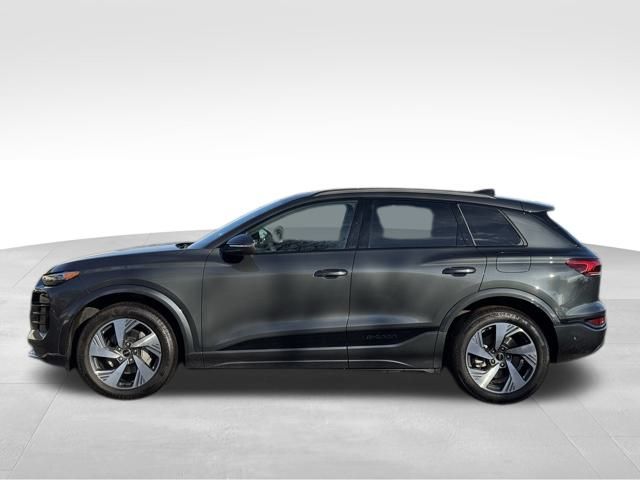 2025 Audi Q6 E-tron Premium Plus photo 3