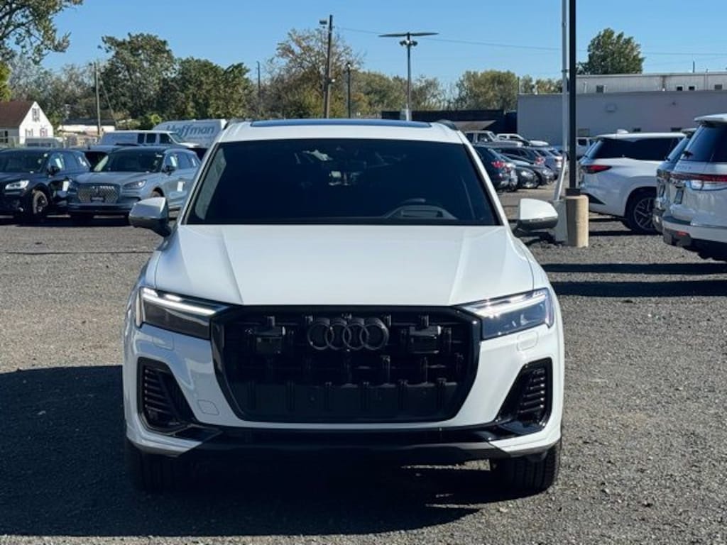 New 2026 Audi Q7 55 Prestige SUV