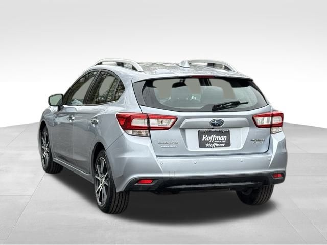 2017 Subaru Impreza 2.0i Limited photo 3