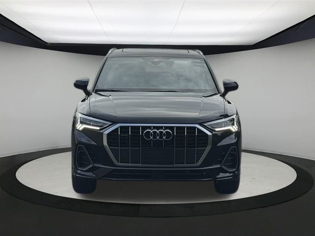 2024 Audi Q3 S line Premium Plus photo 2