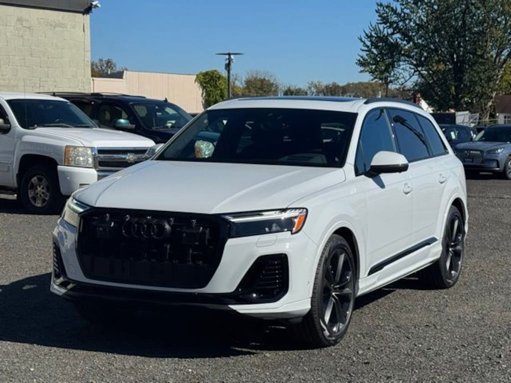 New 2026 Audi Q7 55 Prestige SUV