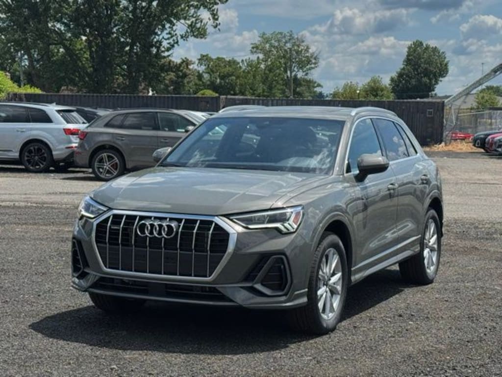 New 2025 Audi Q3 45 S line Premium SUV