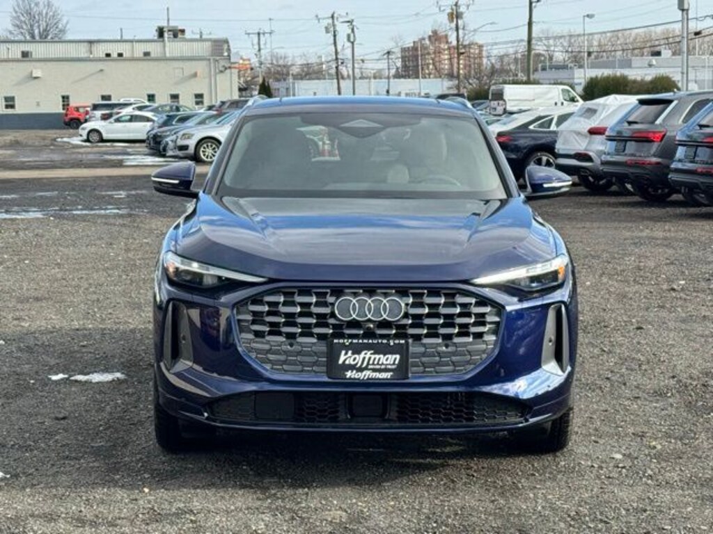 New 2025 Audi Q5 2.0T Prestige SUV