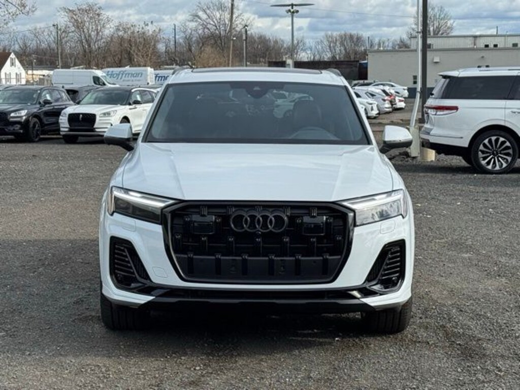 New 2026 Audi Q7 55 Premium Plus SUV