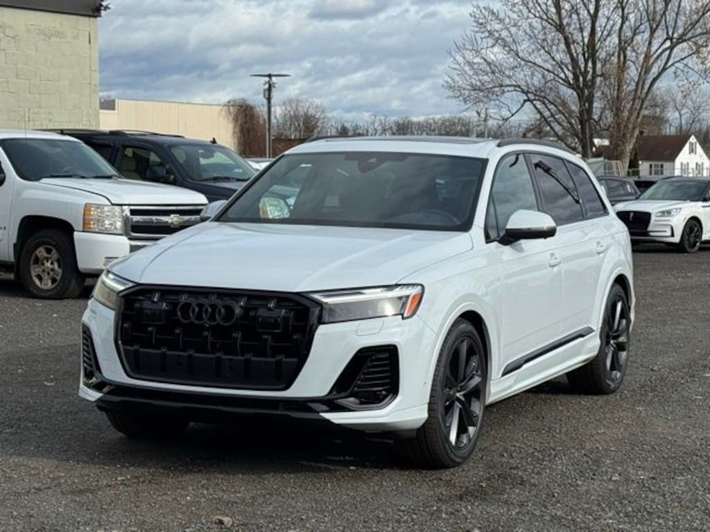 New 2026 Audi Q7 55 Premium Plus SUV