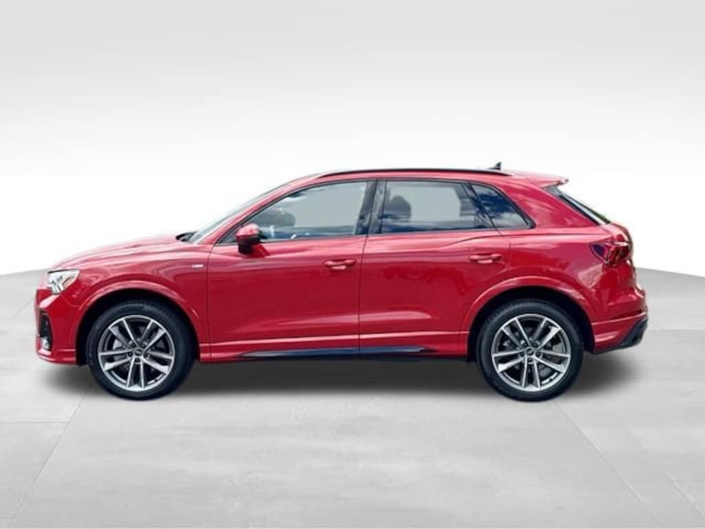 Used 2025 Audi Q3 Premium SUV