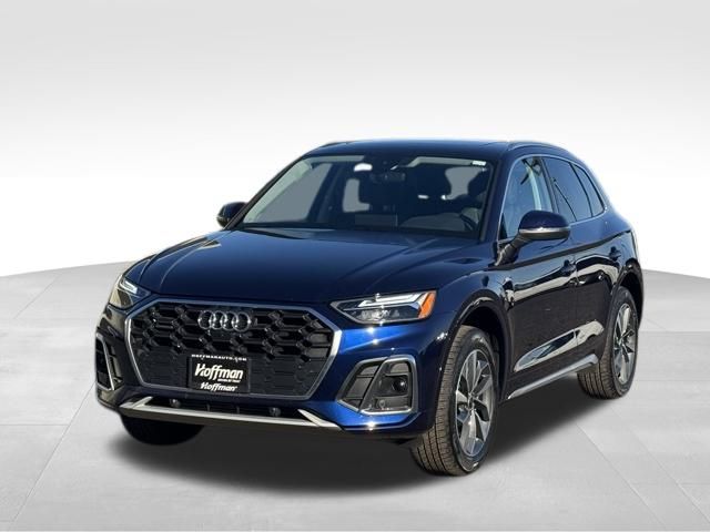 2025 Audi Q5 45 S line Premium Plus photo 3