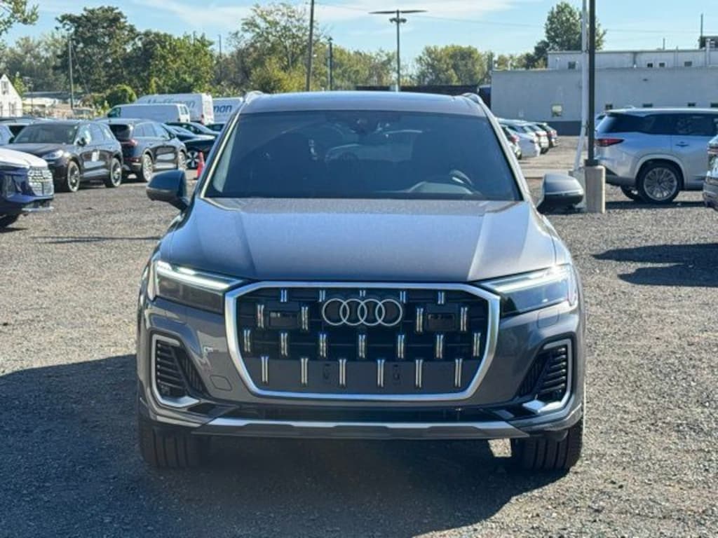 New 2026 Audi Q7 55 Premium Plus SUV