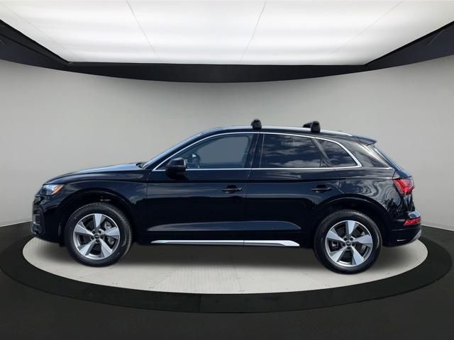2023 Audi Q5 40 Premium Plus photo 4