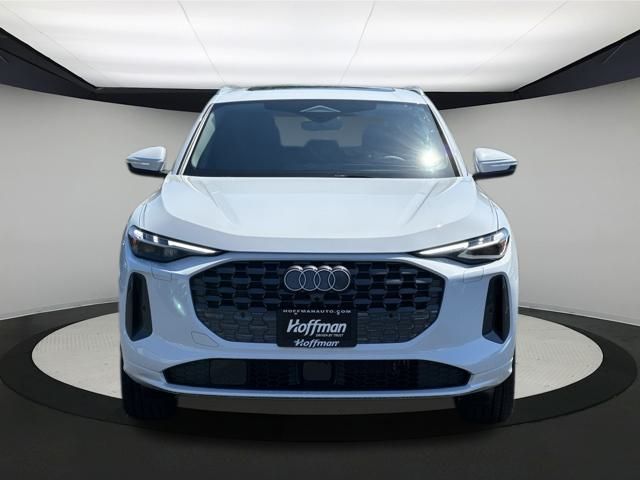 2025 Audi Q5 2.0T Premium Plus photo 2