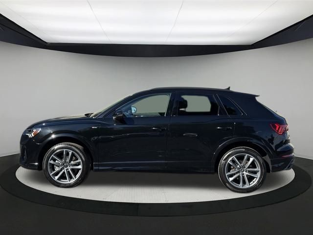 2024 Audi Q3 Premium S line photo 2