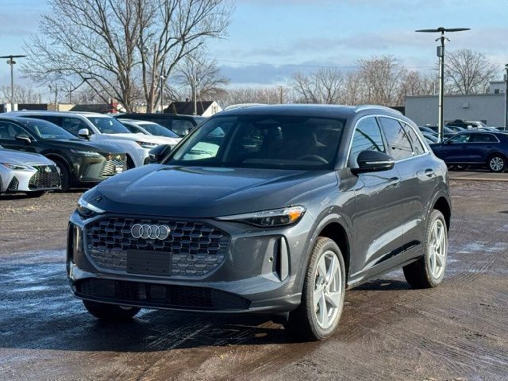 New 2025 Audi Q5 2.0T Premium SUV