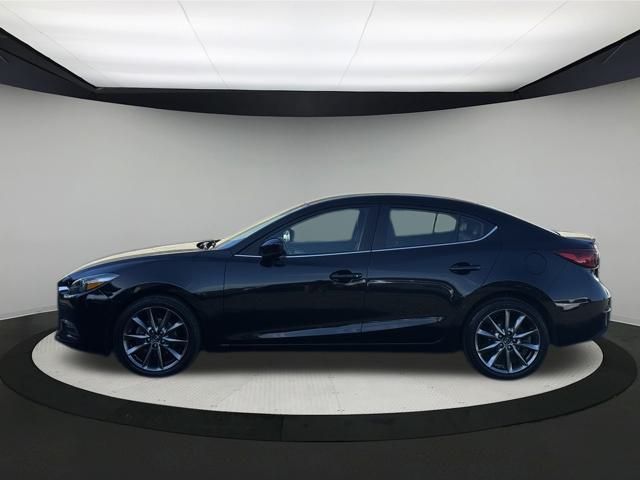 2018 Mazda Mazda3 Touring photo 3