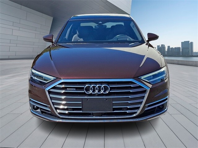 2020 Audi A8 4.0 Quattro L photo 2