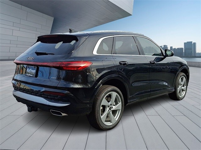 2025 Audi Q5 2.0T Premium Plus photo 4