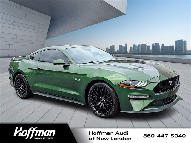 2022 Ford Mustang GT Premium's photo