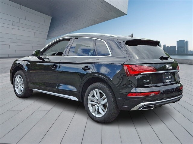 2023 Audi Q5 45 S line Premium photo 4
