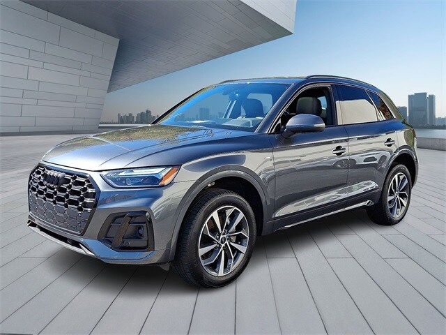 2024 Audi Q5 45 S line Premium photo 3