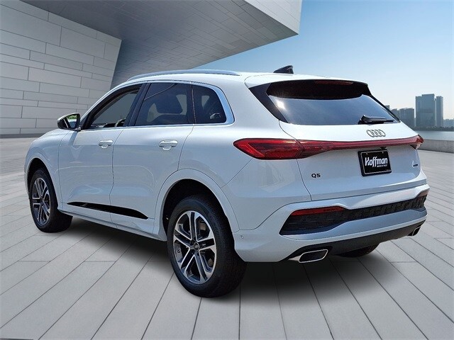 2025 Audi Q5 2.0T Premium Plus photo 3