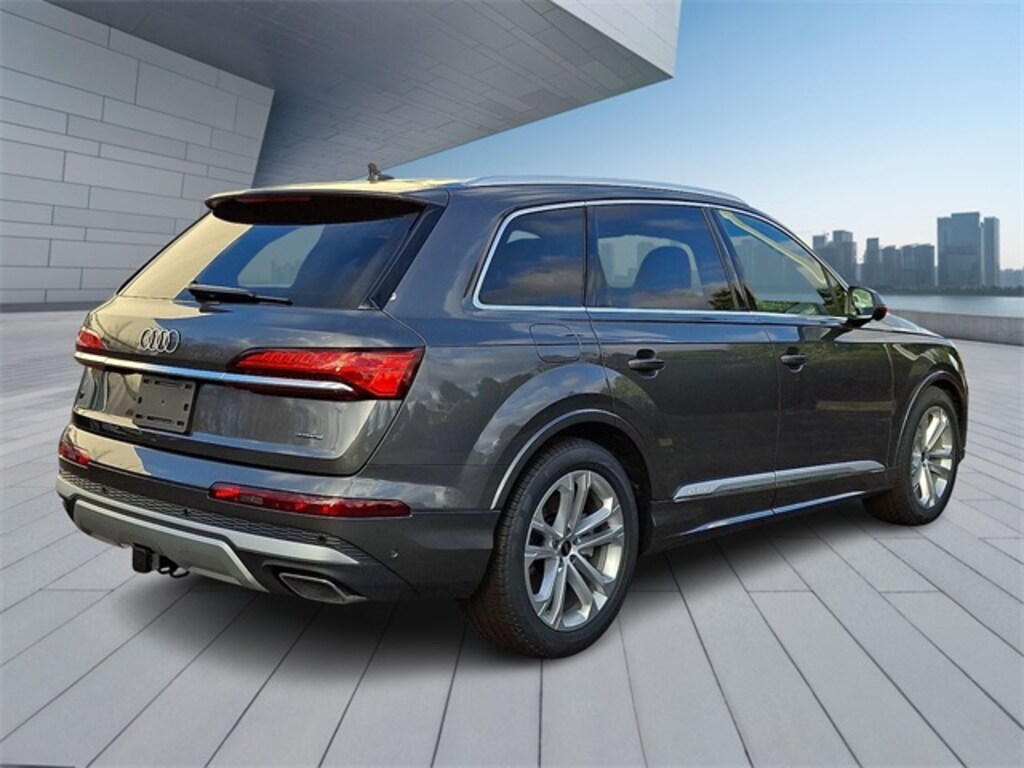 New 2026 Audi Q7 55 Premium Plus SUV