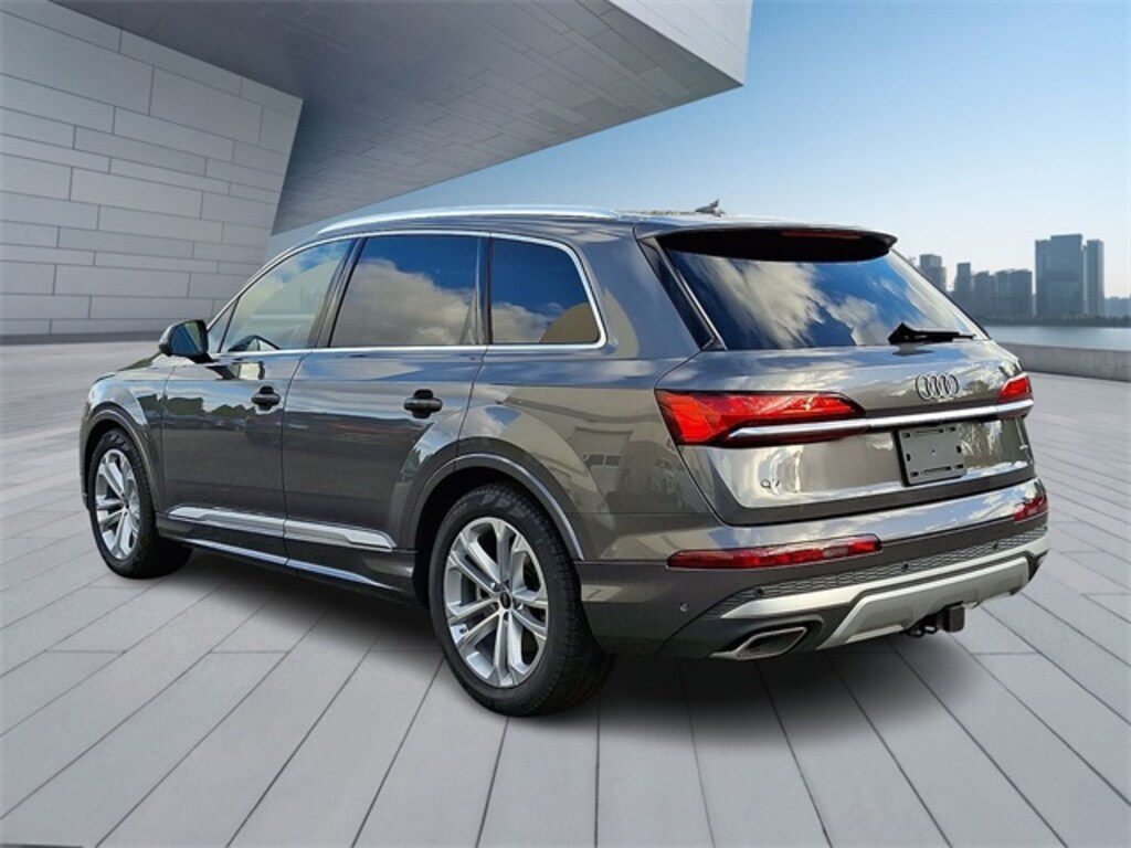 New 2026 Audi Q7 55 Premium Plus SUV