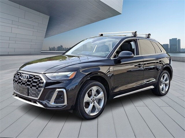 2023 Audi Q5 45 S line Premium photo 3