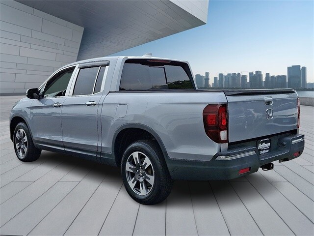2019 Honda Ridgeline RTL photo 4