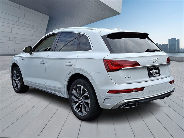 2022 Audi Q5 45 S line Premium photo 4