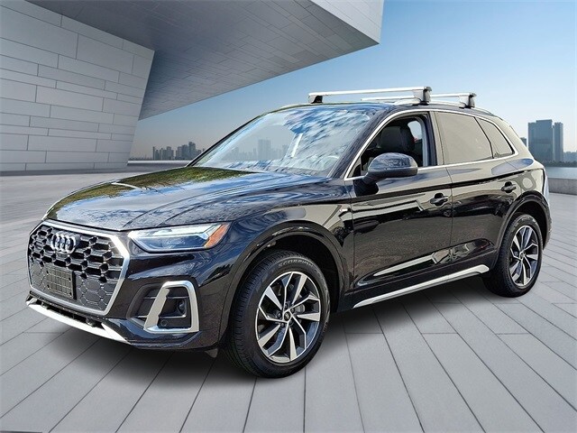 2023 Audi Q5 45 S line Premium photo 3