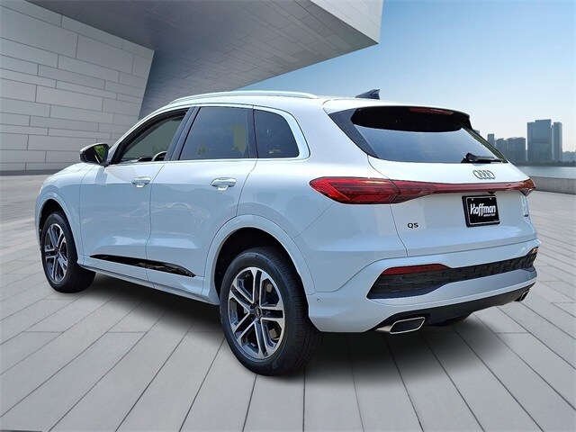 2025 Audi Q5 2.0T Premium Plus photo 3