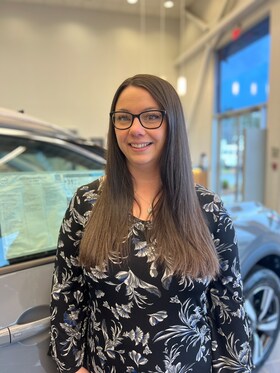 Staff member Lindsay Roberts from fb9f86a9e758