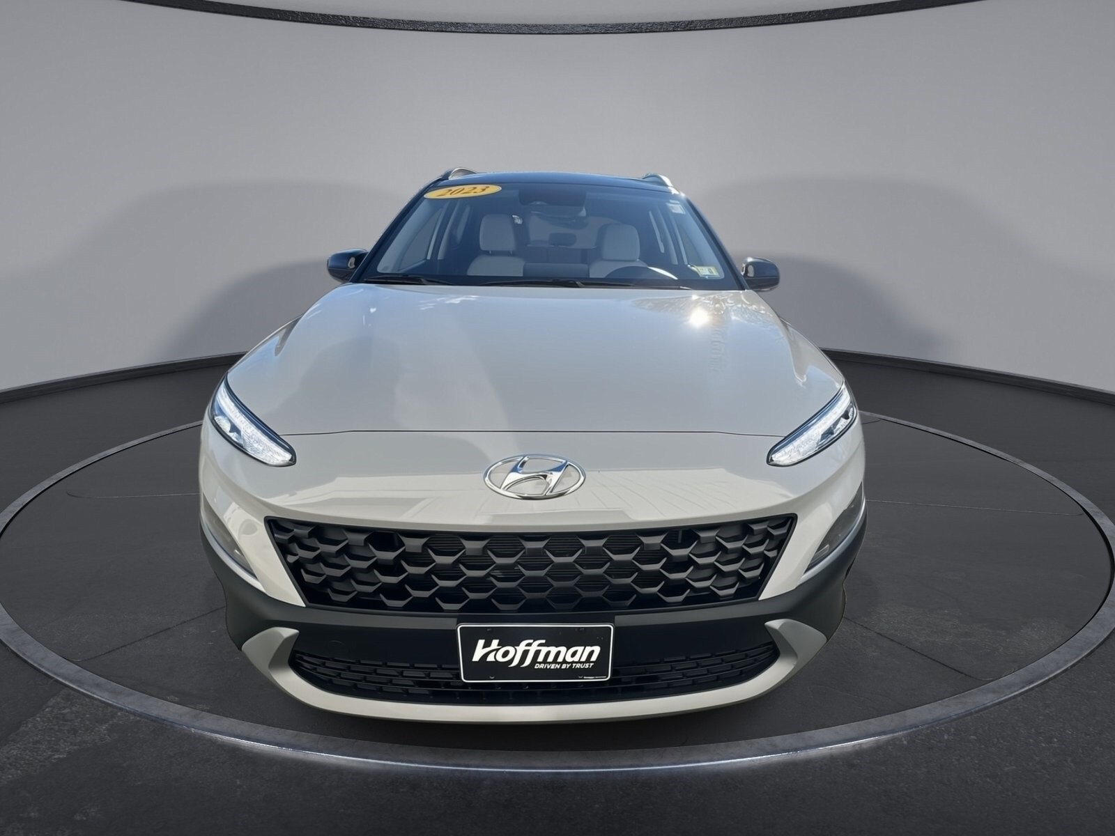 2023 Hyundai Kona SEL photo 3
