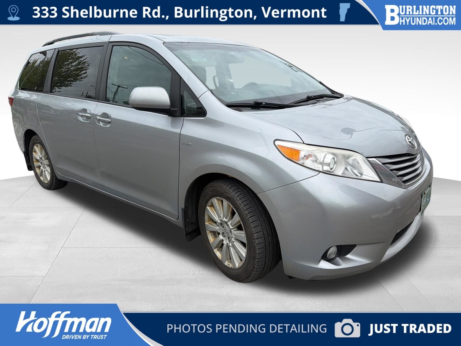 2017 Toyota Sienna XLE V6 AWD 7-Passenger's photo