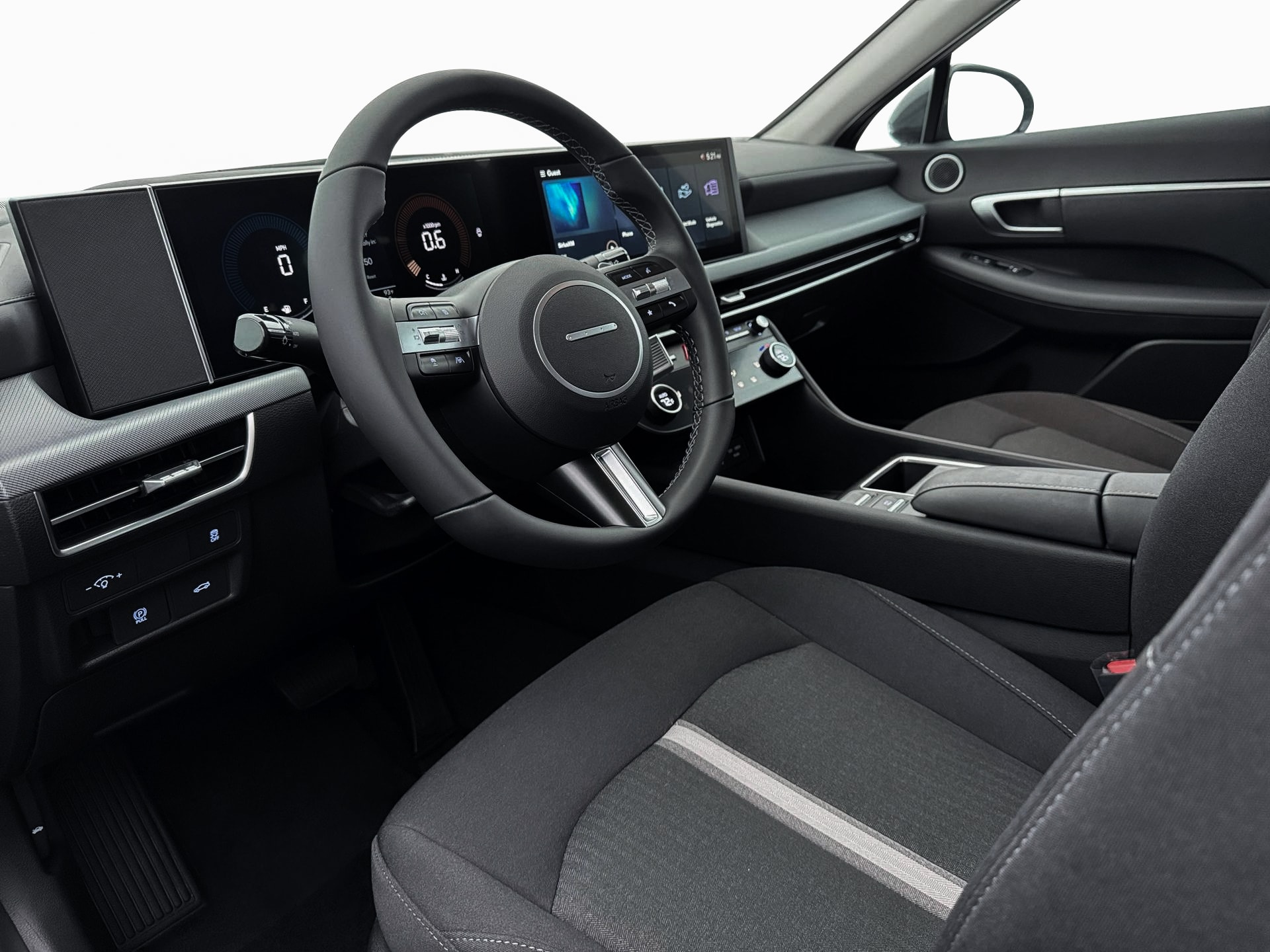 2026 Hyundai Sonata SEL - Photo 14