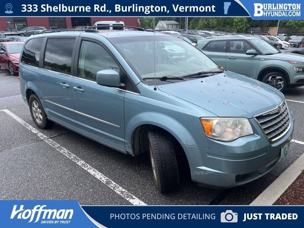 2010 Chrysler Town and Country Touring