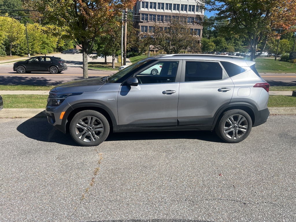 Used 2022 Kia Seltos S SUV