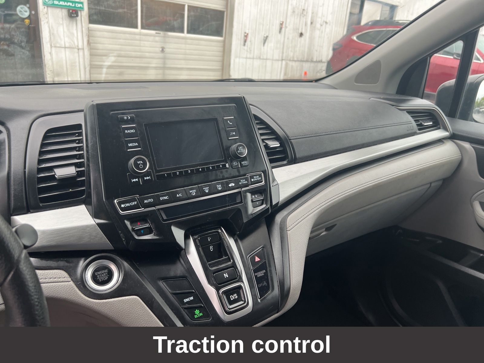 2018 Honda Odyssey LX - Photo 17