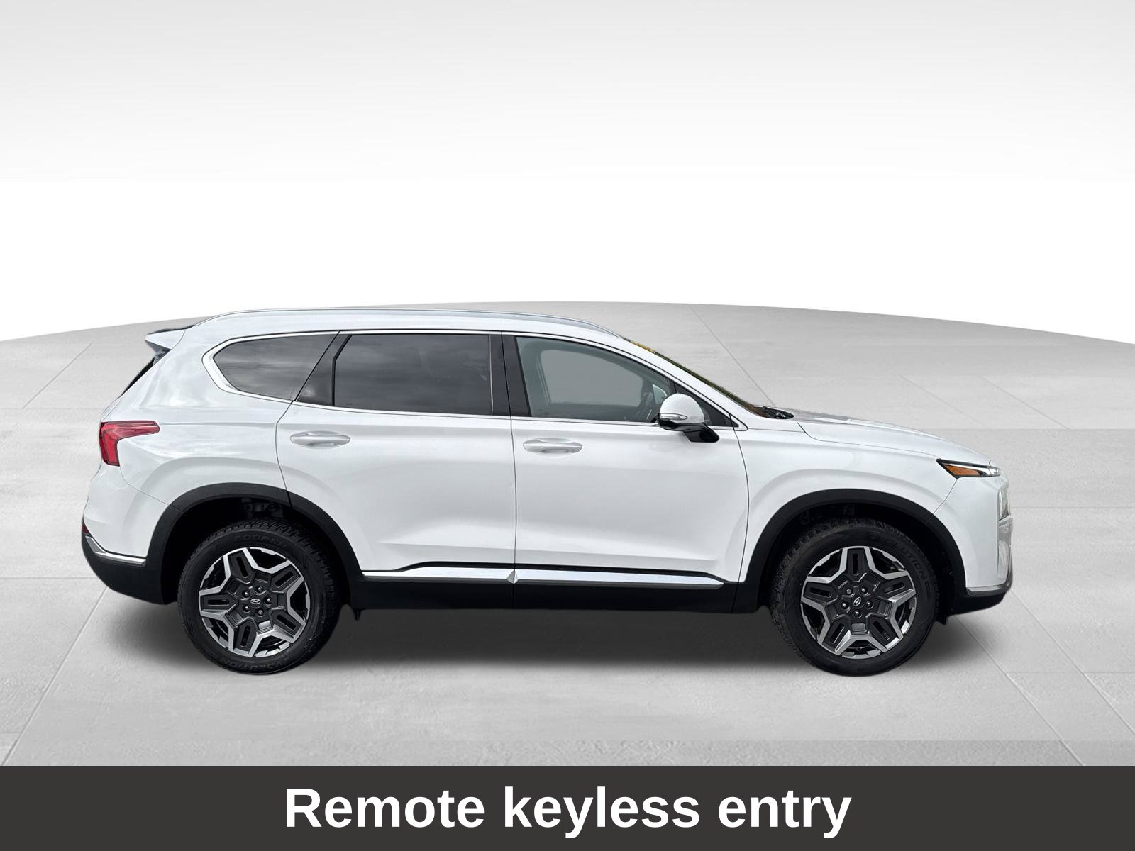 2023 Hyundai Santa Fe SEL Premium HEV - Photo 11