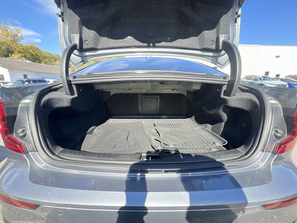 Used 2020 Volvo S60 T6 R-Design Sedan